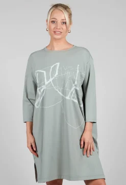 Moyuru Dresses^Oversized T-Shirt Dress in Green