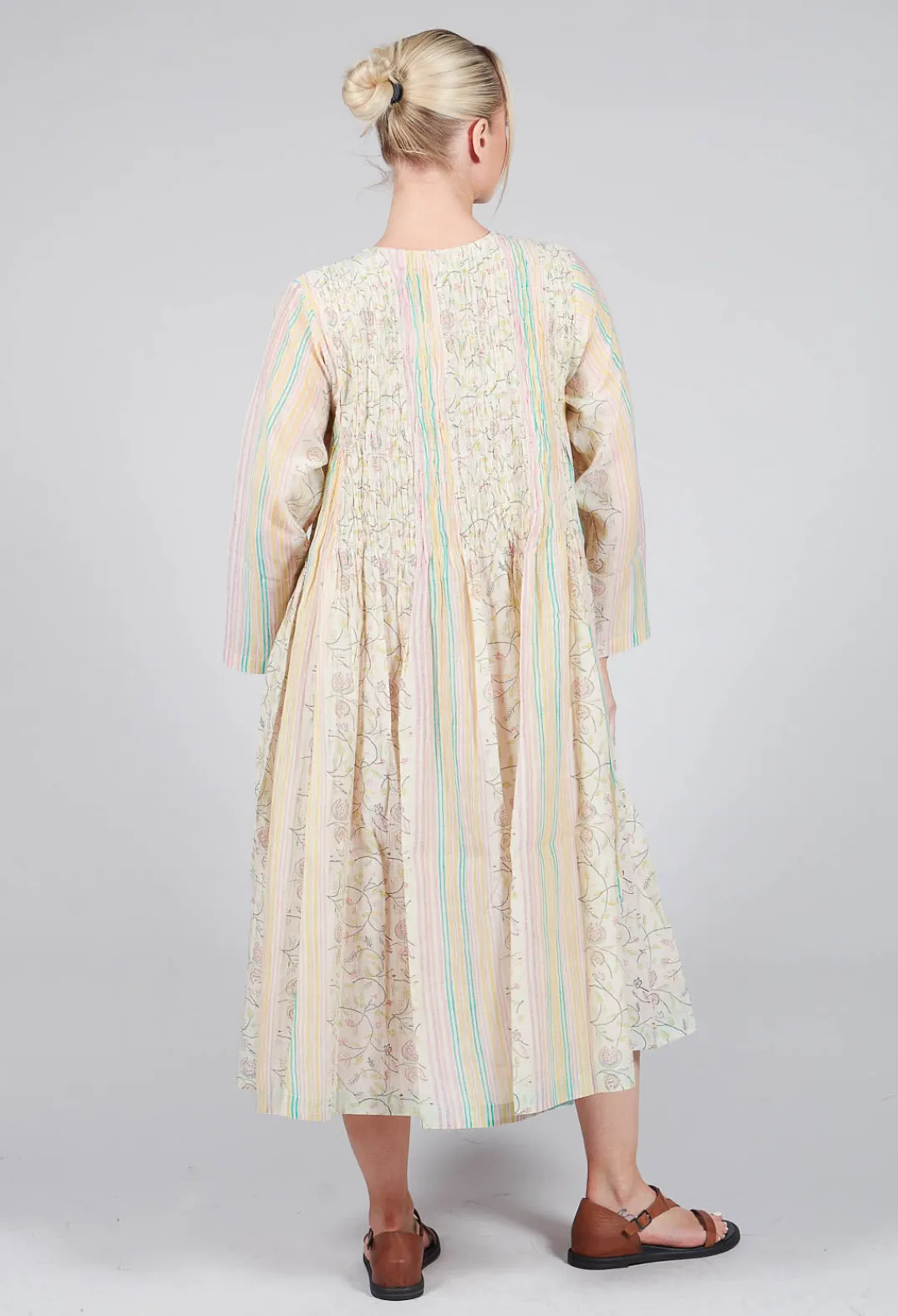 Eka Dresses^Parle Dress in Multicolour
