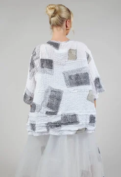 Bread and Butter Tops^Patch Print Boxy Top in White and Black