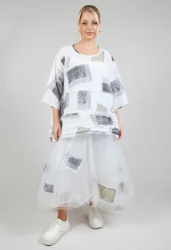 Bread and Butter Tops^Patch Print Boxy Top in White and Black