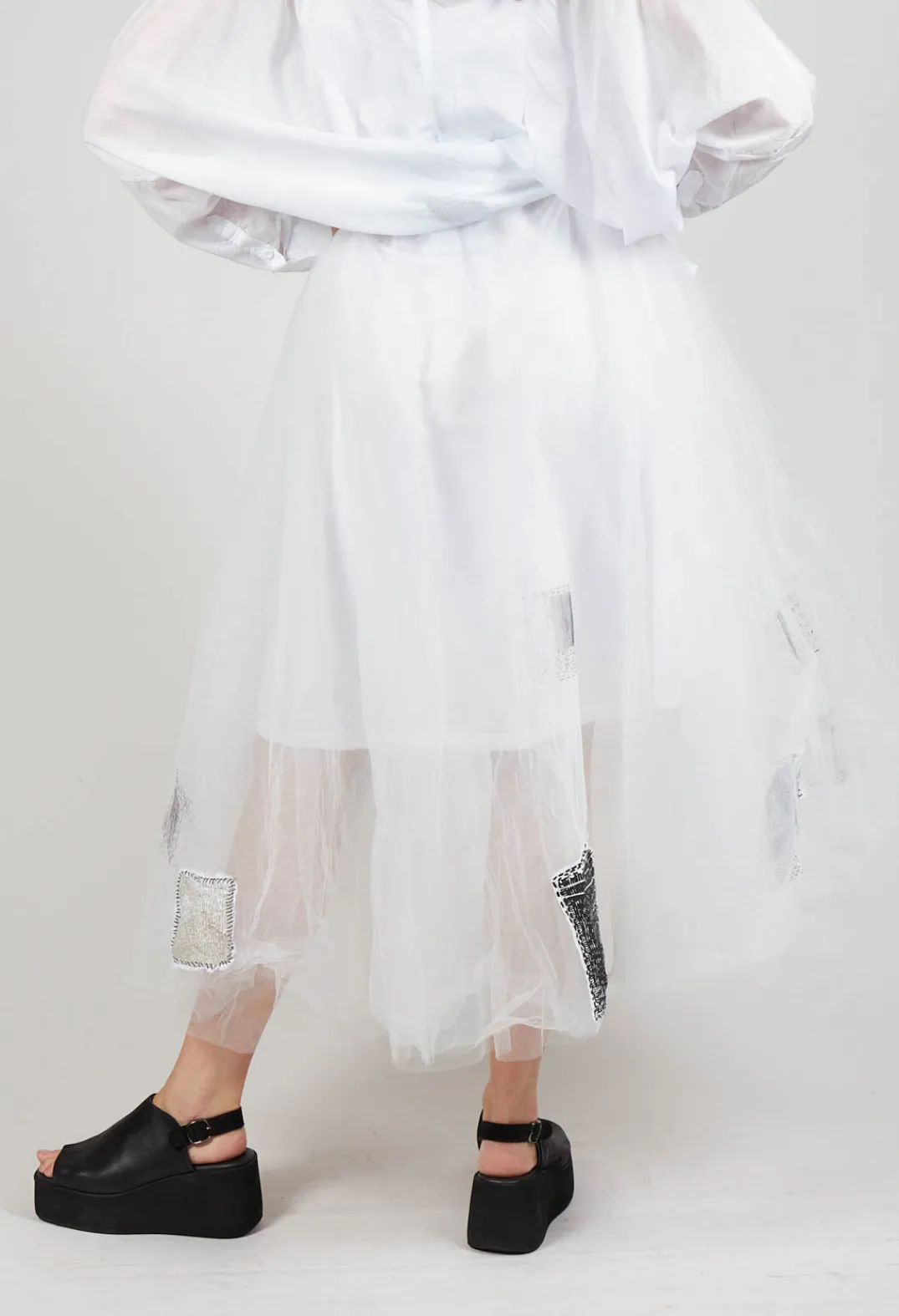 Bread and Butter Skirts^Patch Print Tulle Skirt in White