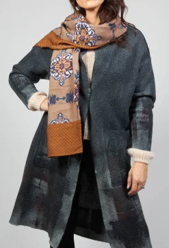 Niù Scarves^Patterned Scarf in Fig