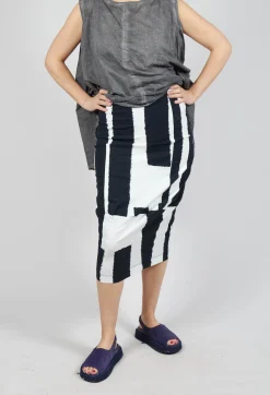 Rundholz Black Label Skirts^Pencil Skirt in Black Print