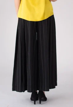 Malloni Co-ords & Suits^Pinstripe Trousers in Nero