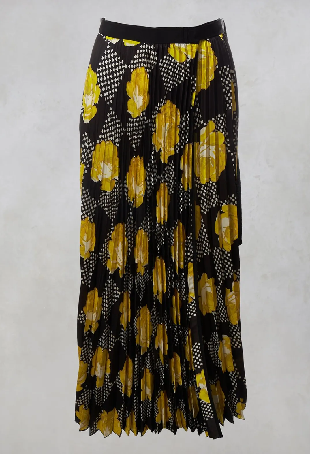 Beatrice B Skirts^Pleated Midi Skirt in Yellow