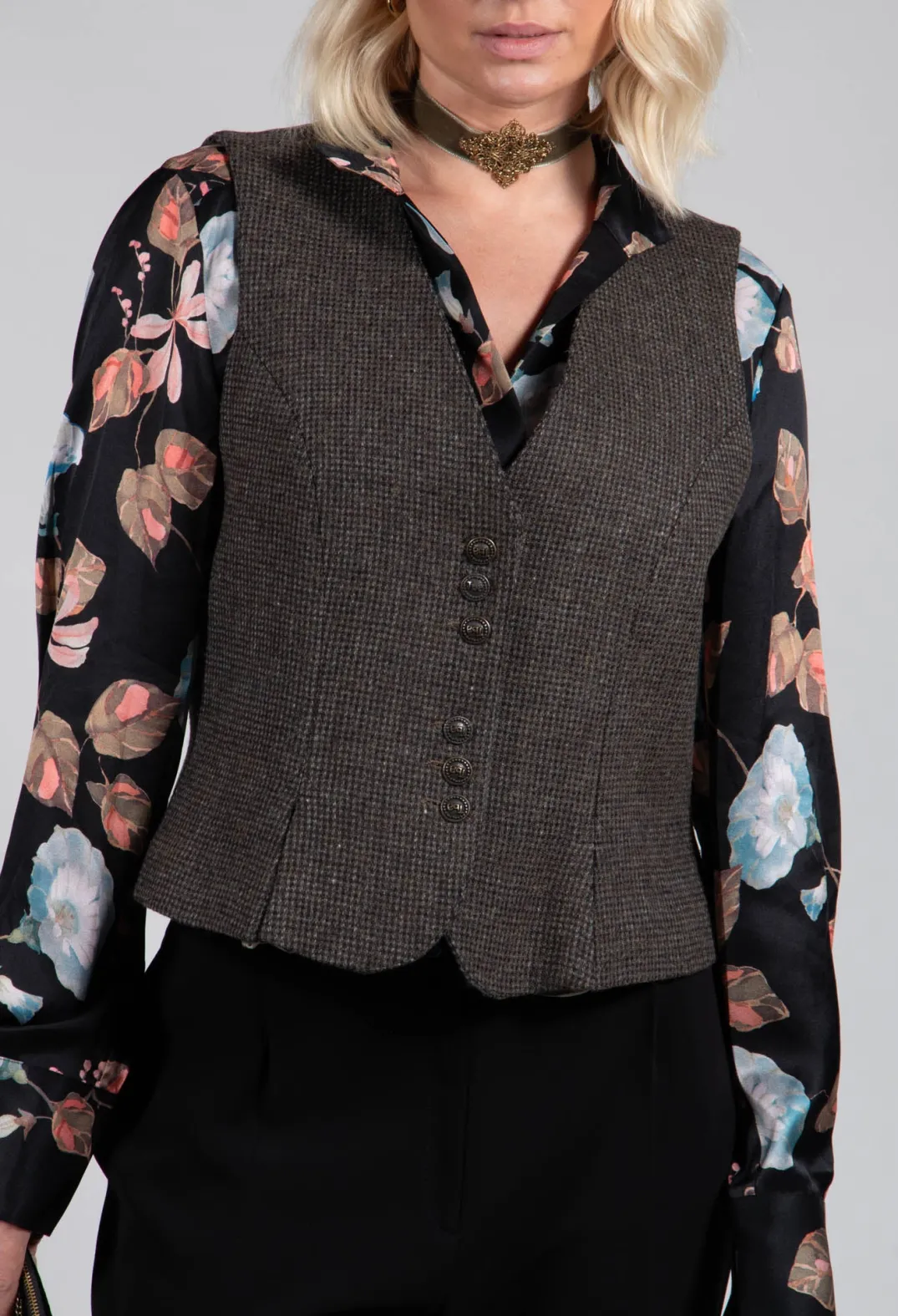 T.ba Jackets^Pleated Waistcoat in Tweed