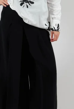 Malloni Trousers^Pleated Wide Leg Pants in Lalabel Nero