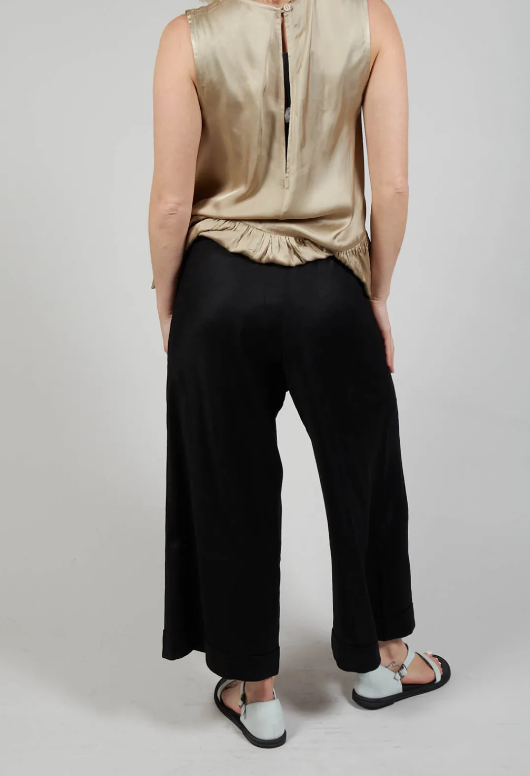 Les Filles d'Ailleurs Trousers^Pleated Wide Leg Trousers in Black