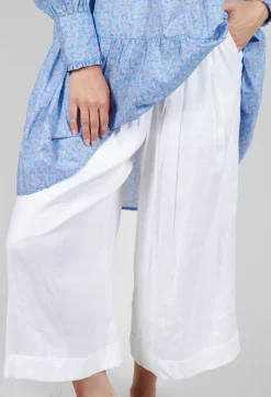Les Filles d'Ailleurs Trousers^Pleated Wide Leg Trousers in White
