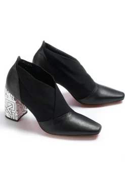Malloni Heels|Boots^Pointed Heeled Ankle Boots in Pamlos / Ludlamite Black