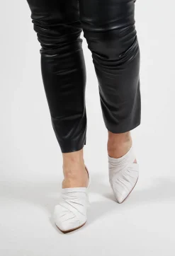 Malloni Heels^Pointed Heeled Boots in Osso