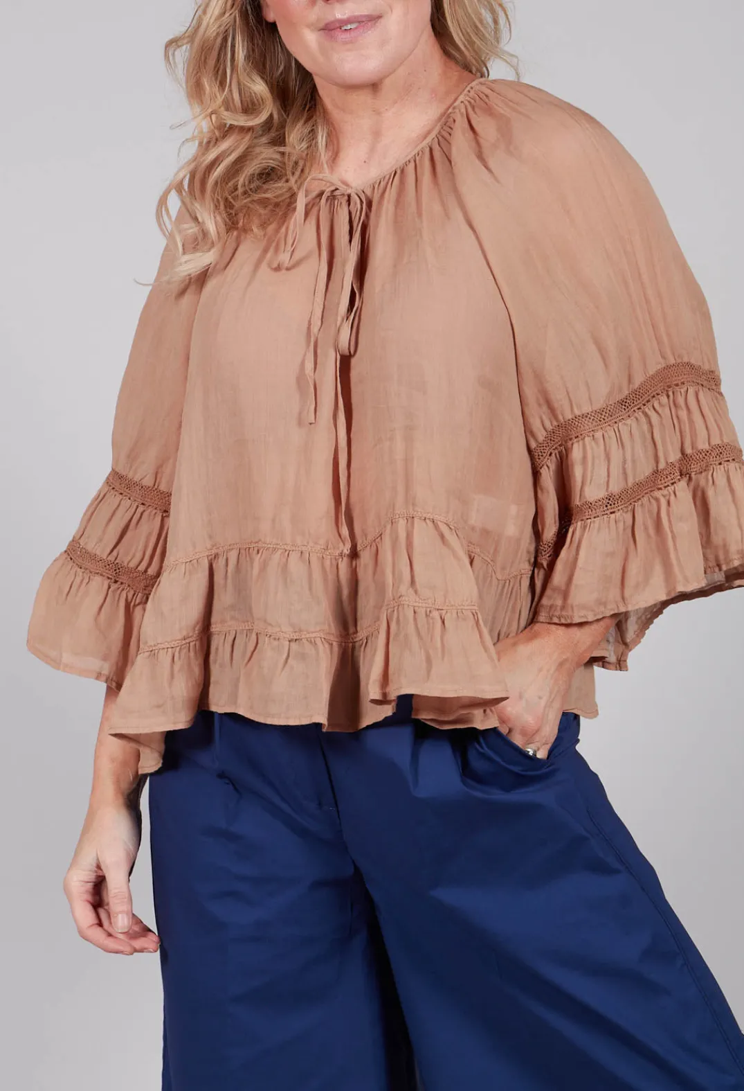 Sfizio Tops^Prairie Blouse in Tulum Sand
