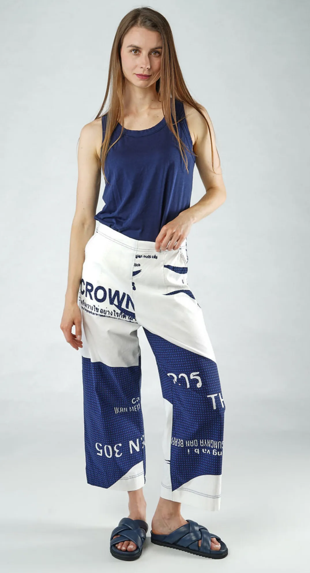 Rundholz Black Label Trousers^PRE-ORDER - Cropped Pull On Wide Leg Trousers in Navy Print