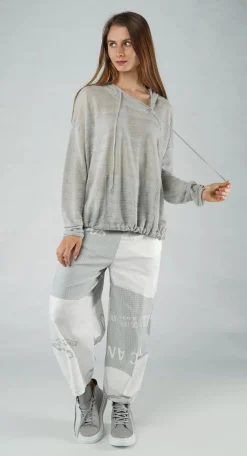 Rundholz Black Label Jumpers^PRE-ORDER - Lightweight Hooded Pullover in Offwhite (Pictured in Grey)