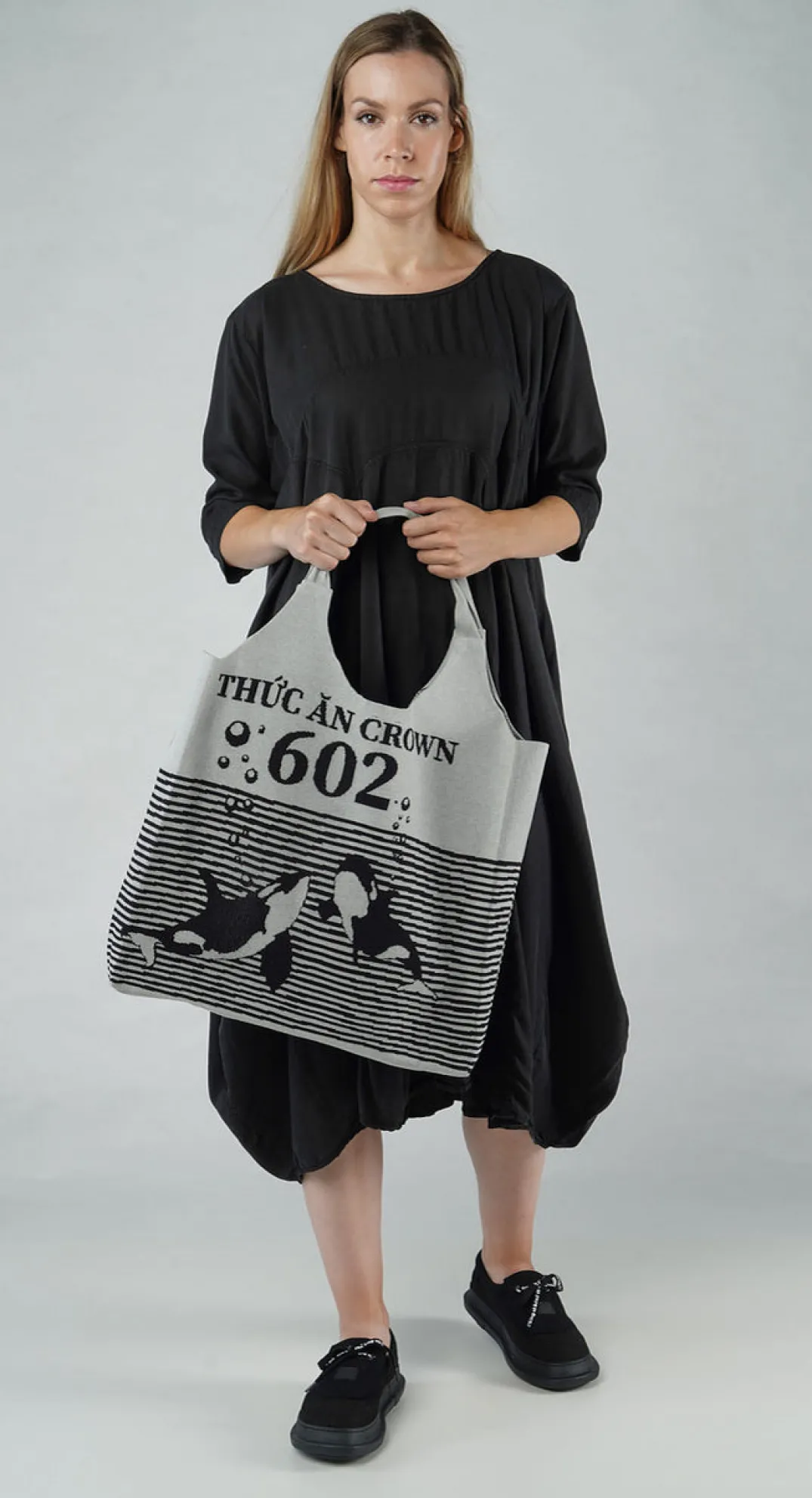 Rundholz Black Label Bags^PRE-ORDER - Shopper Bag in Malibu Navy (Pictured in Grey Black)