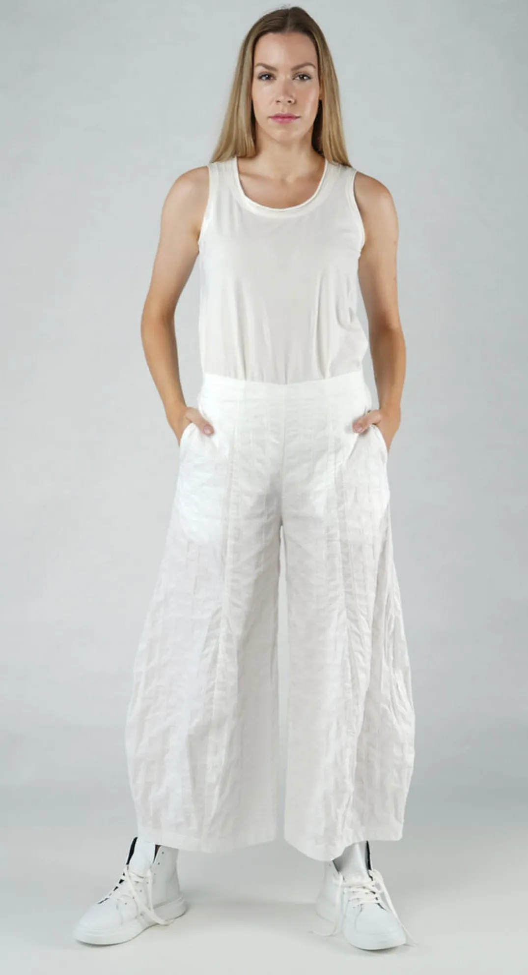 Rundholz Black Label Trousers^PRE-ORDER - Tulip Hem Trousers in Offwhite