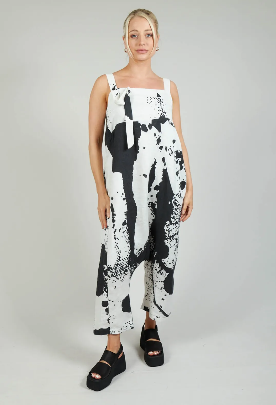Bize Jumpsuits^Print Linen Dungarees in Original White