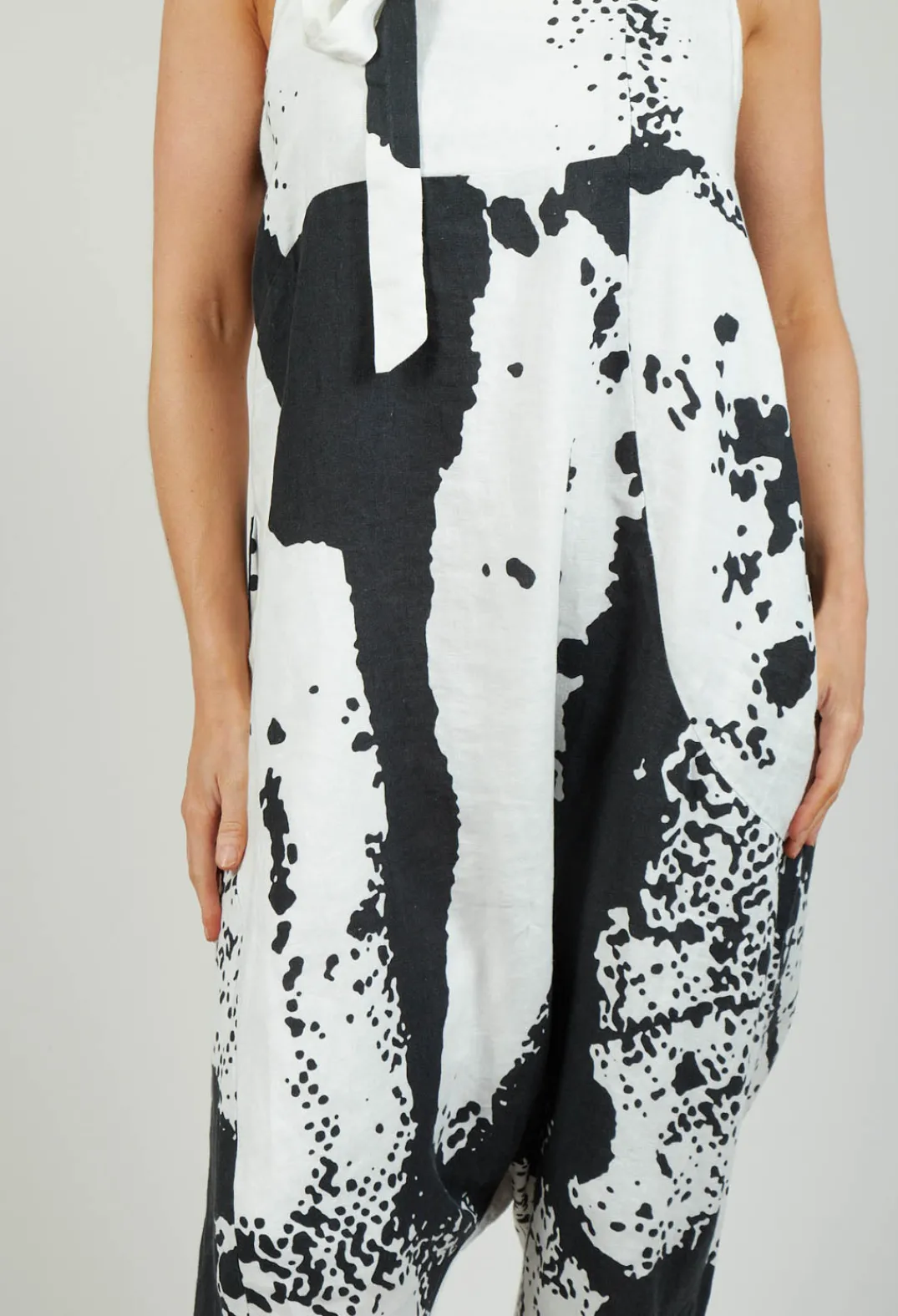 Bize Jumpsuits^Print Linen Dungarees in Original White