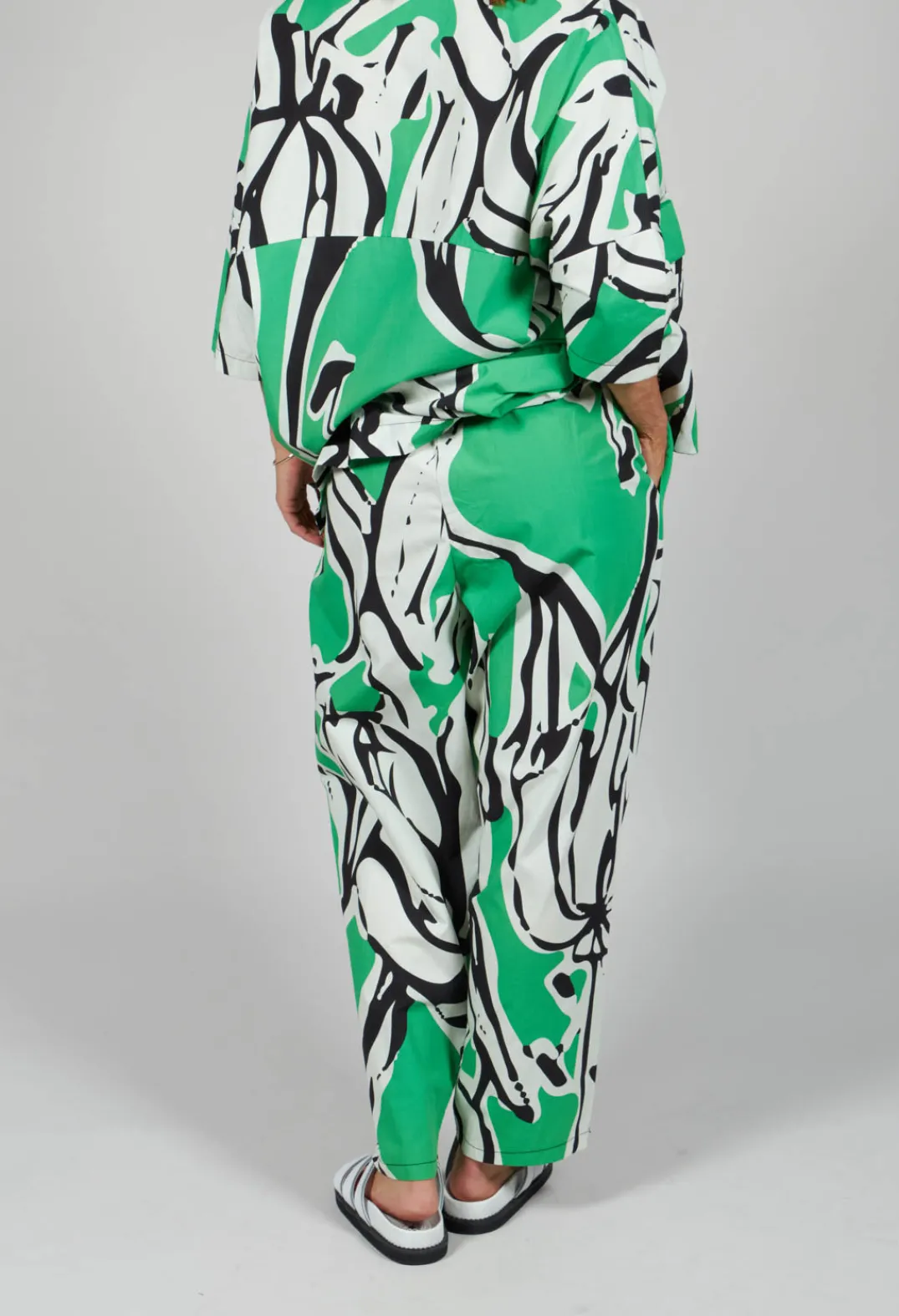 Bize Trousers^Print Patterned Trousers in Original Green
