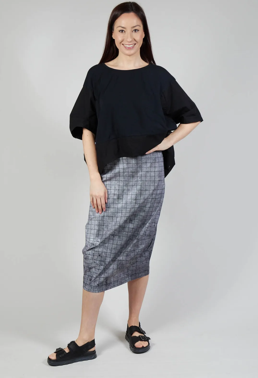 Rundholz Black Label Skirts^Pull On Fitted Skirt in Black print