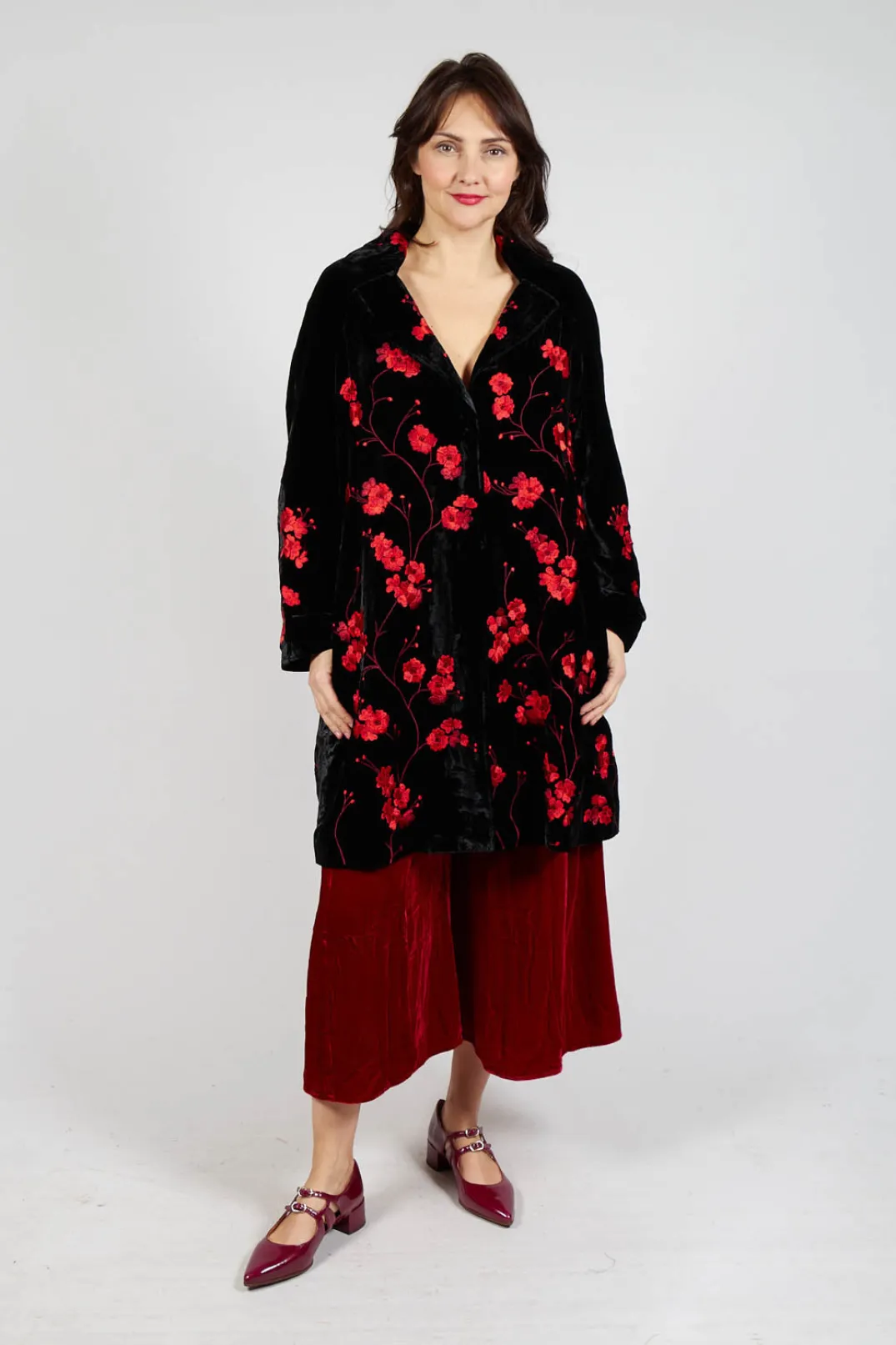 Bianco Levrin Coats^Raimonda Coat in Cherry Black