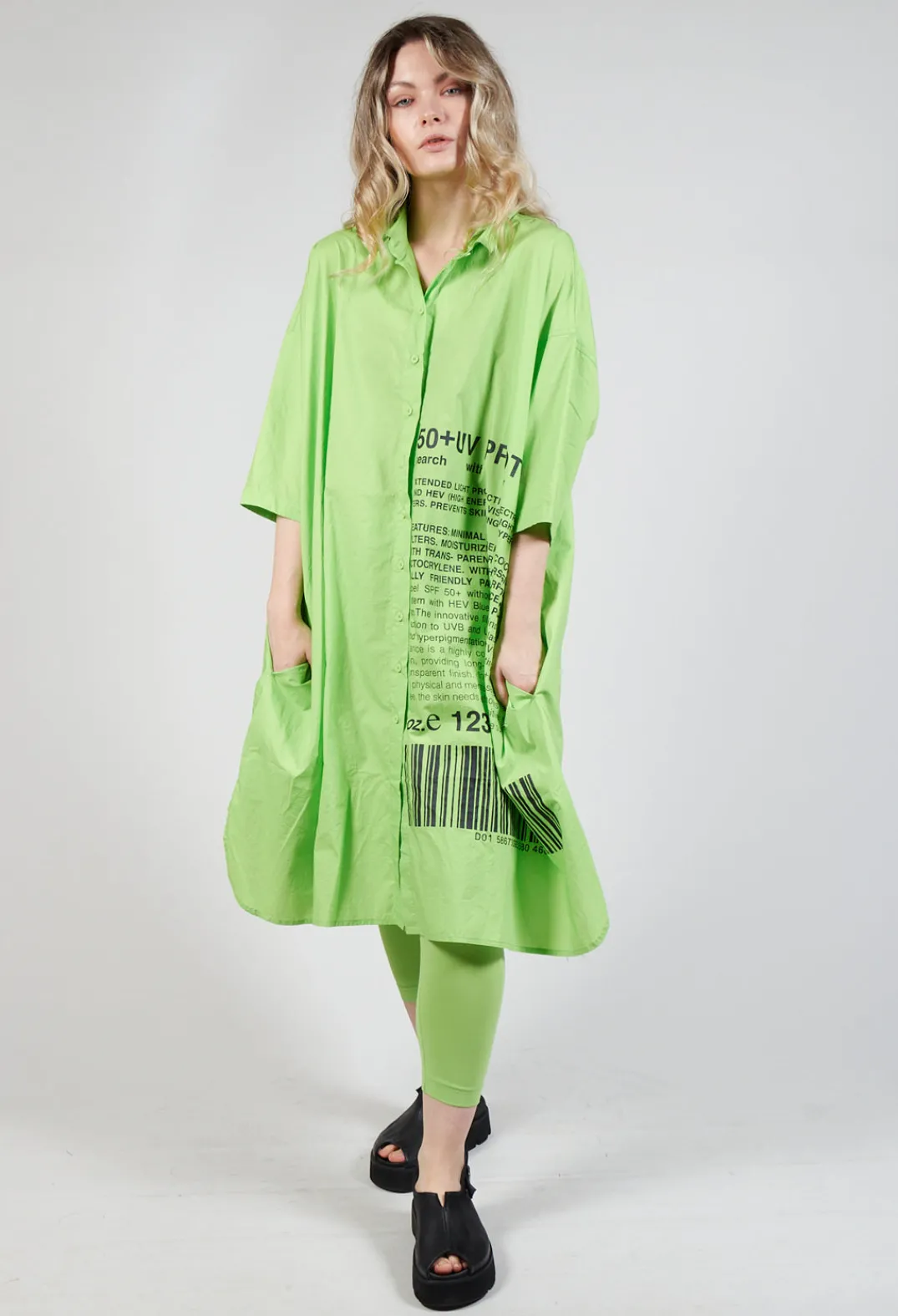 Rundholz Black Label Dresses^Relaxed Fit Shirt Dress with Lettering Motif in Lime Print