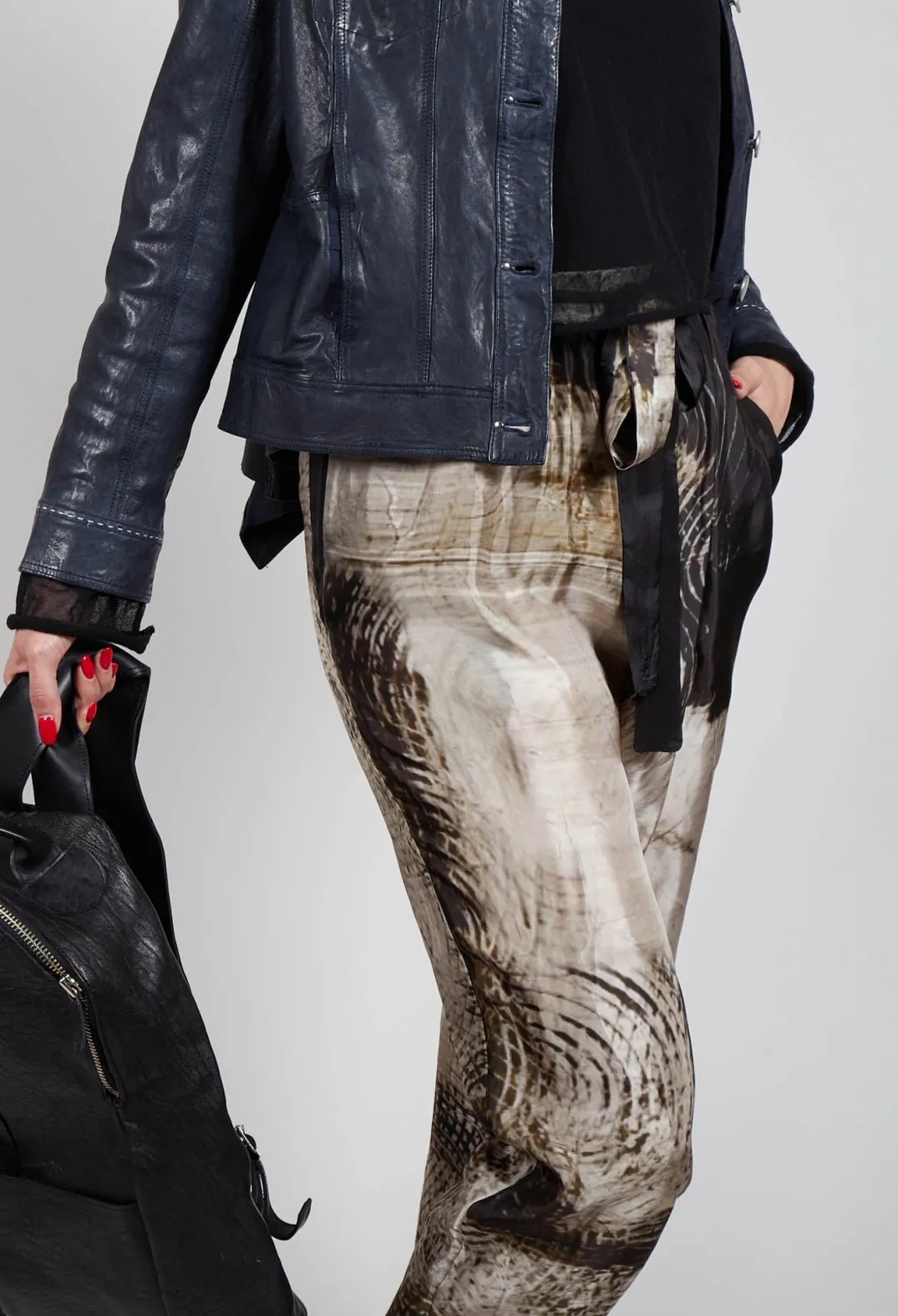Masnada Trousers^Relaxed Trousers in Single Variant