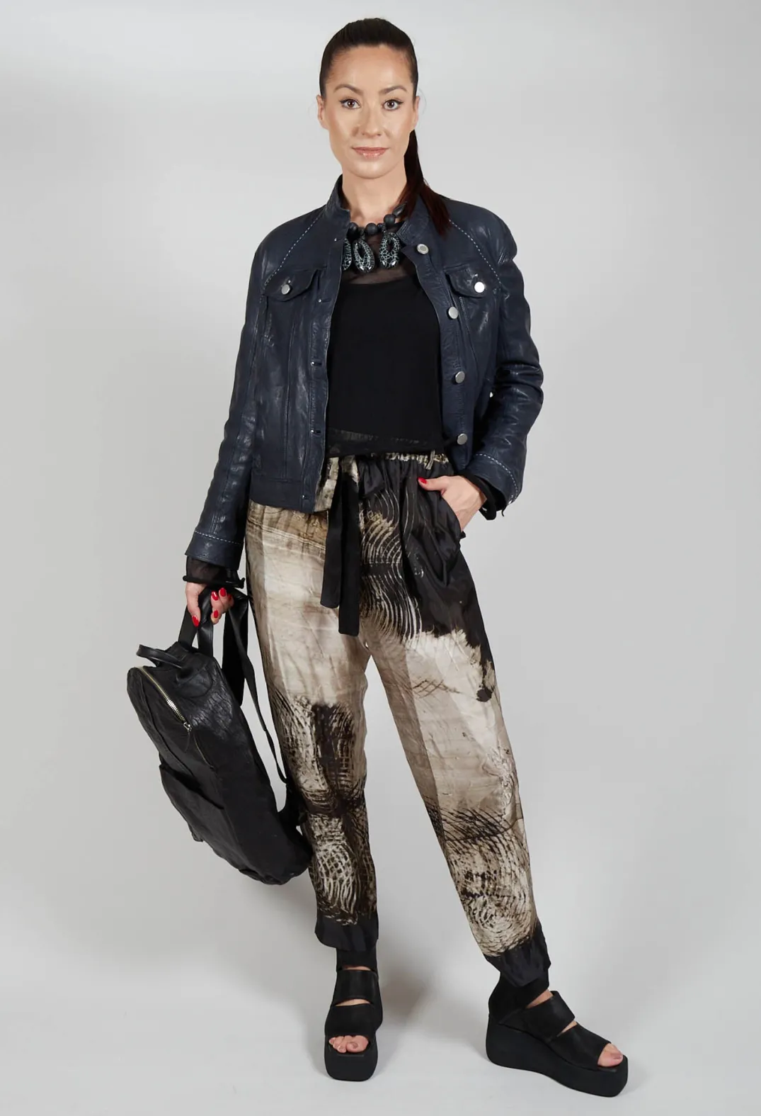 Masnada Trousers^Relaxed Trousers in Single Variant