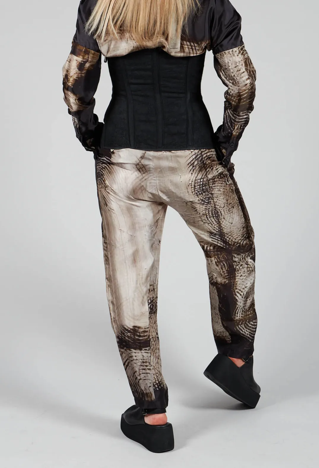 Masnada Trousers^Relaxed Trousers in Single Variant