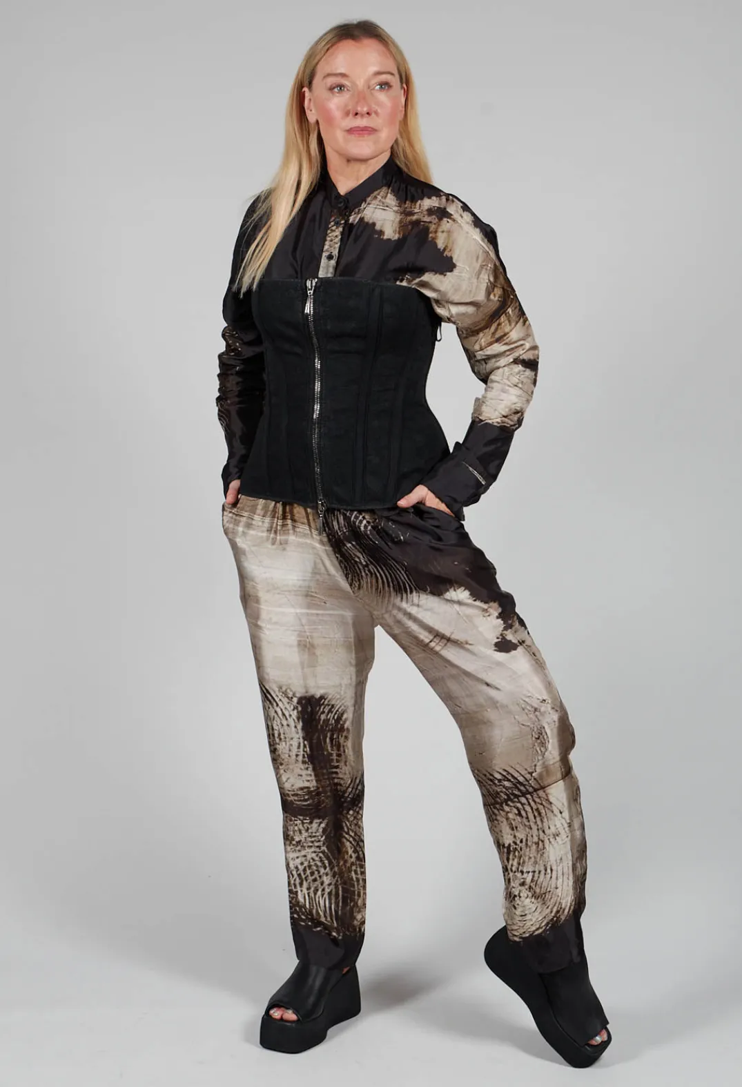 Masnada Trousers^Relaxed Trousers in Single Variant
