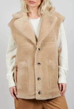 Urban Code Jackets^Reversible Gillet with Contrasting Faux Fur and Suede in Camel and Cream