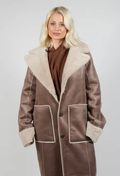 Urban Code Coats^Reversible Longline Faux Fur Coat in Taupe