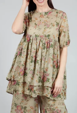 Les Ours Tops^Roselle Top in Almond Flowers