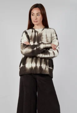 M J Watson Jumpers^Round Neck Jumper in Dark Brown