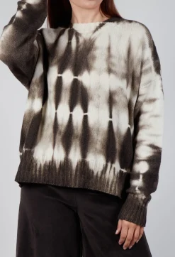 M J Watson Jumpers^Round Neck Jumper in Dark Brown