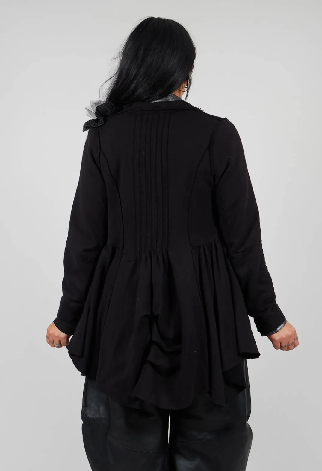 Bread and Butter Jackets^Ruffle Blazer in Black