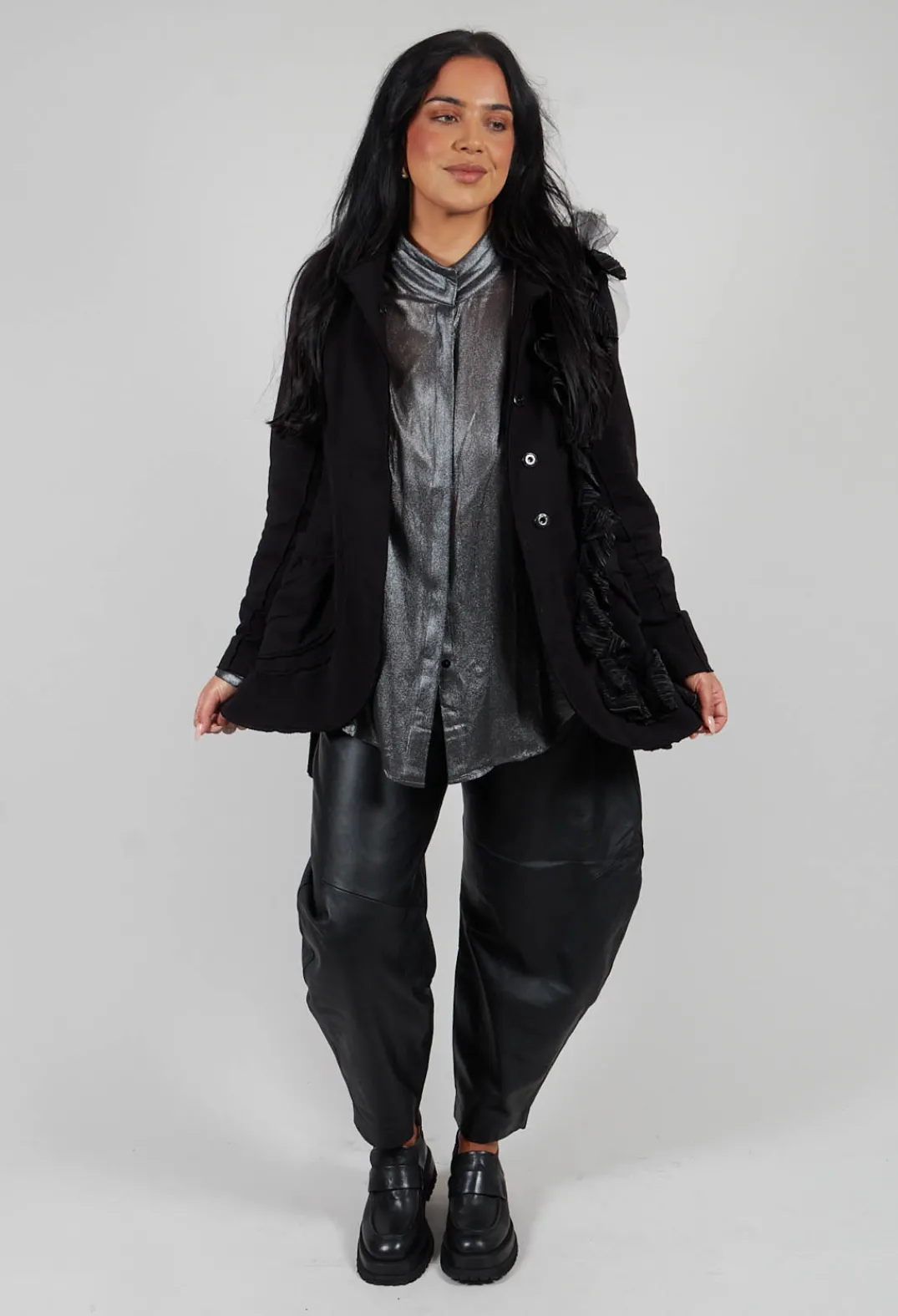 Bread and Butter Jackets^Ruffle Blazer in Black