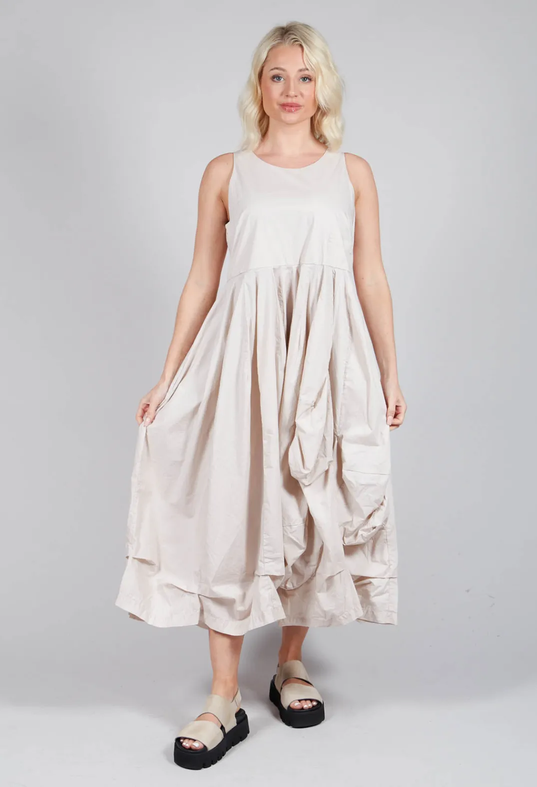 Tadashi Dresses^Ruffle Hem Dress in Beige