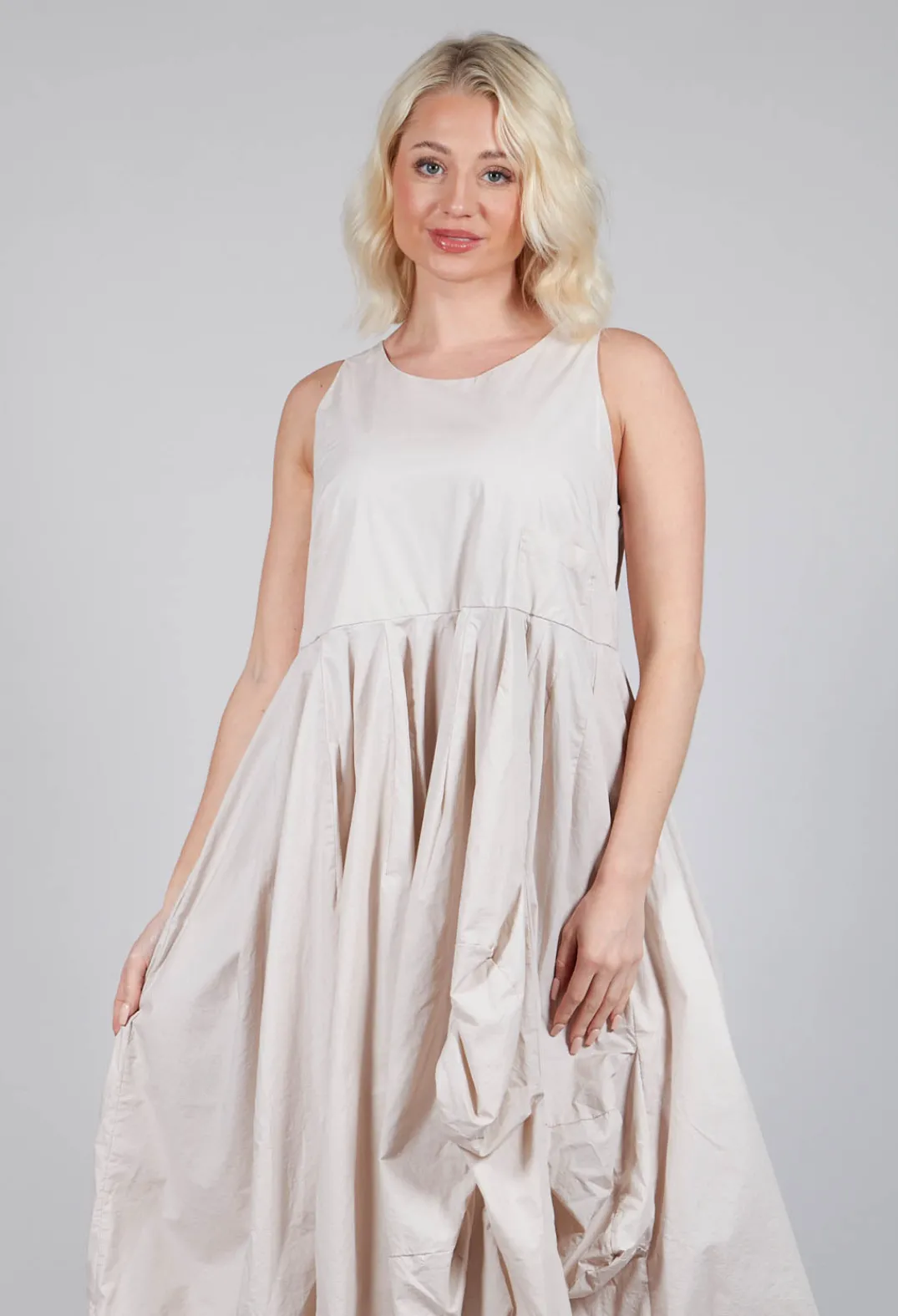 Tadashi Dresses^Ruffle Hem Dress in Beige