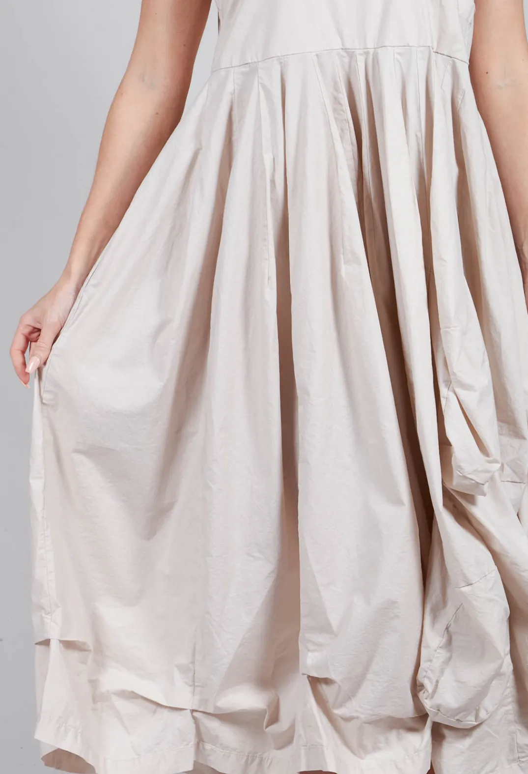Tadashi Dresses^Ruffle Hem Dress in Beige