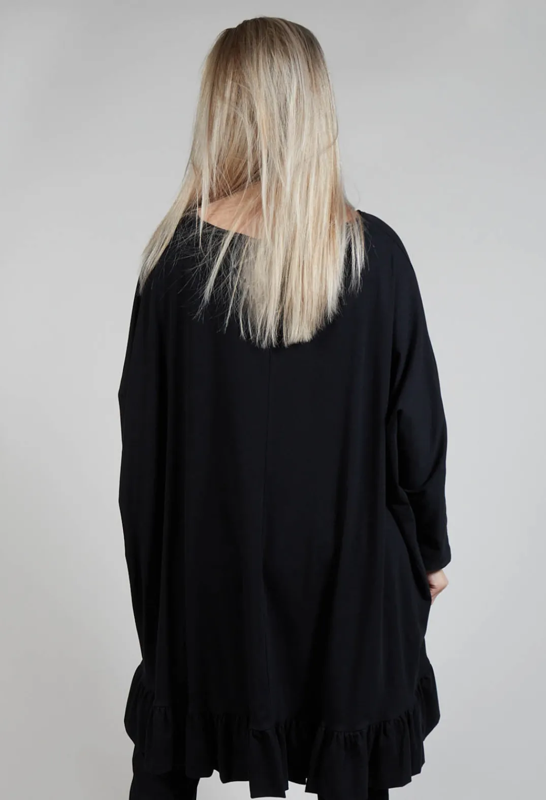 Philomena Christ Tops^Ruffled Hem Top in Black