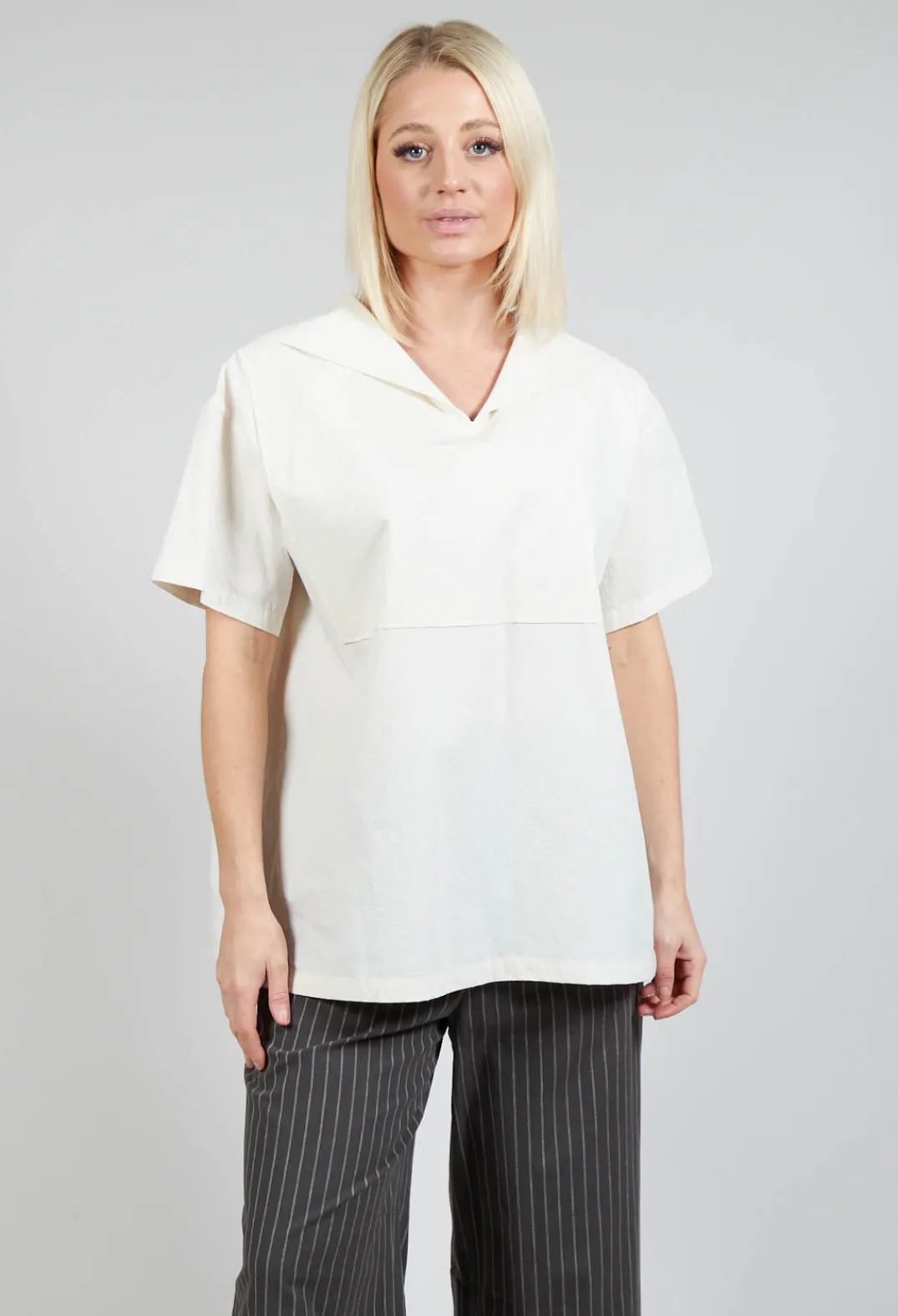 SOH Shirts & Blouses^Sailor Collar Blouse in Off White