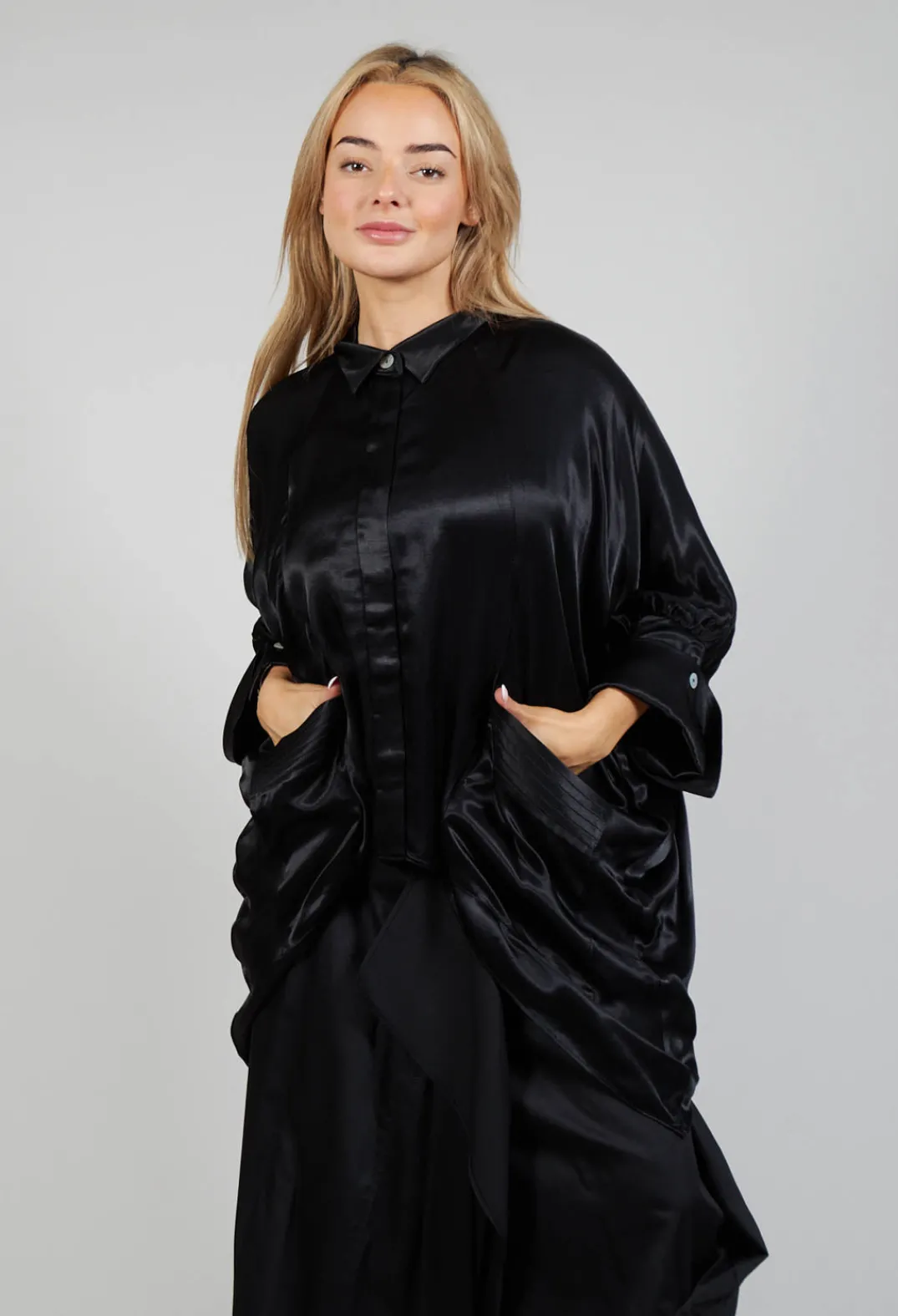 Bize Shirts & Blouses^Satin Shirt in Black