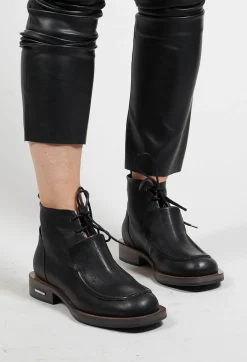 Malloni Boots^Scarpa Fuco Ankle Boots in Nero