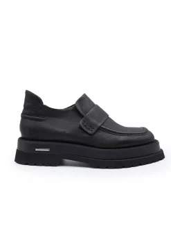 Malloni Flats^Scarpa Fuco Shoes in Nero
