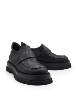 Malloni Flats^Scarpa Fuco Shoes in Nero