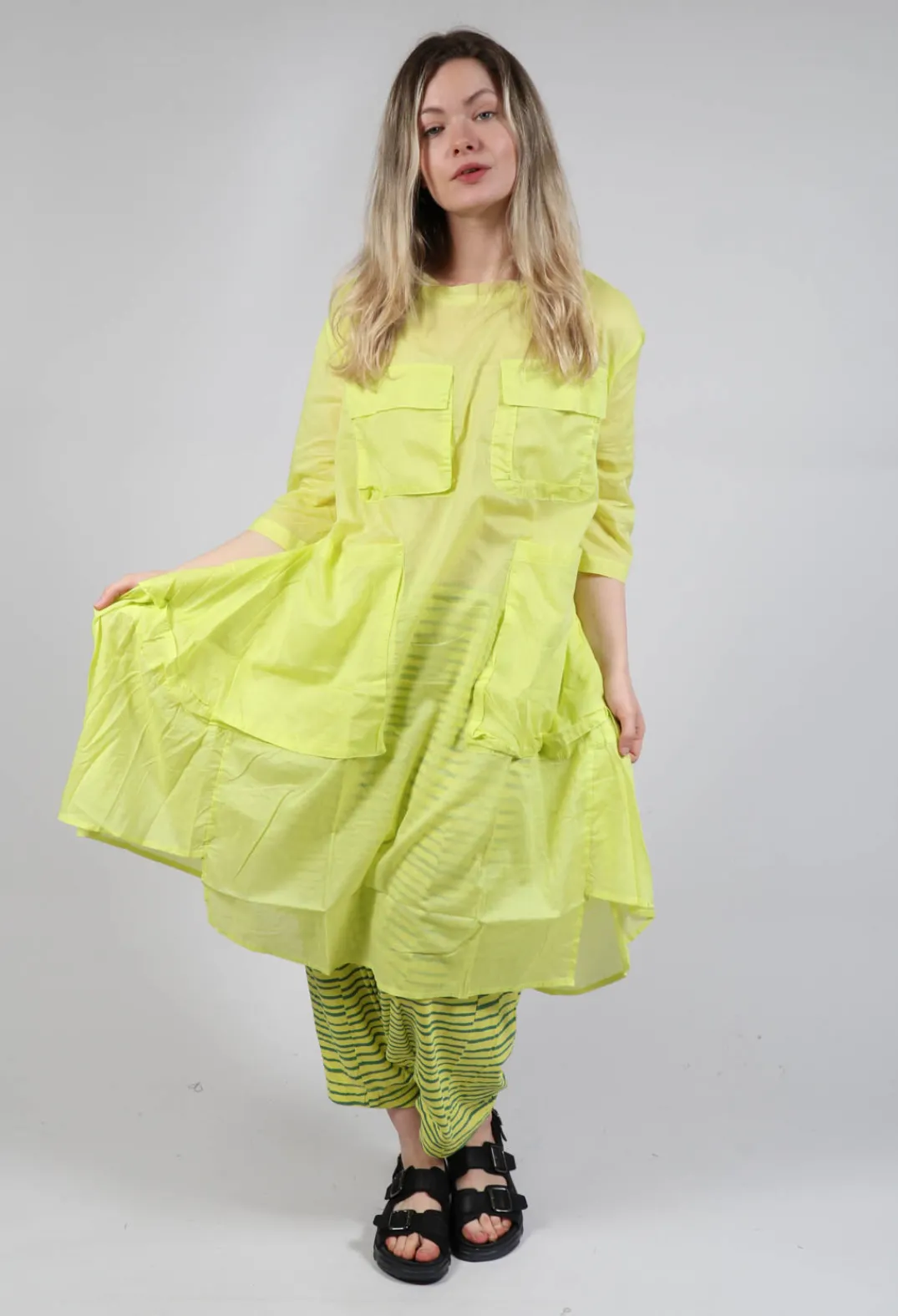 Bread and Butter Dresses^Sheer Smock Dress in Lime