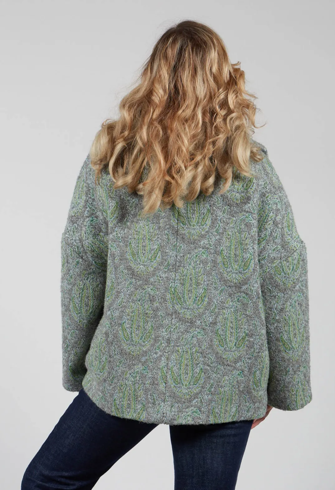 Beatrice B Coats^Short Coat with Large Collar in Grey