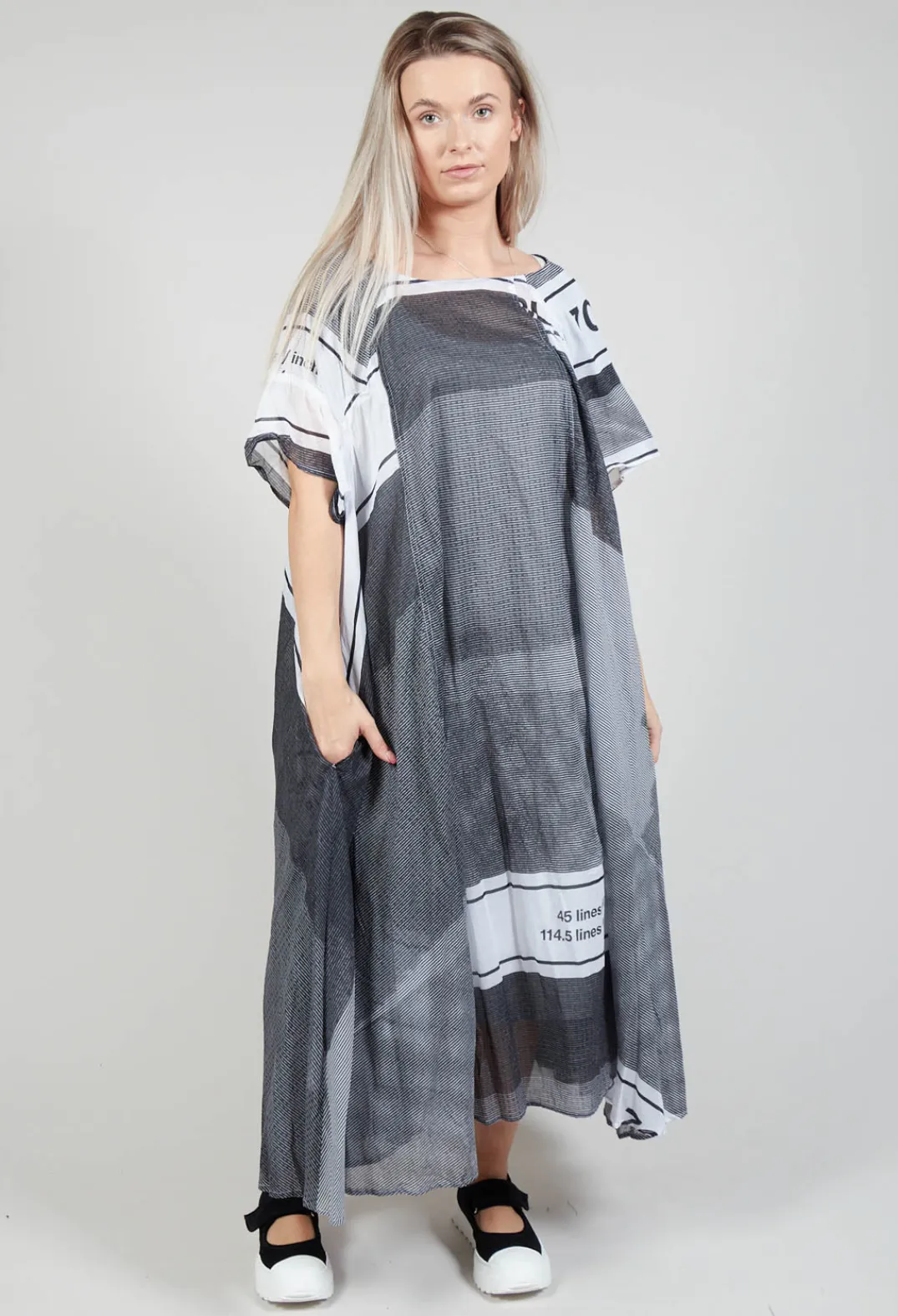 Rundholz Black Label Dresses^Short Sleeve Cotton Dress in Black Print