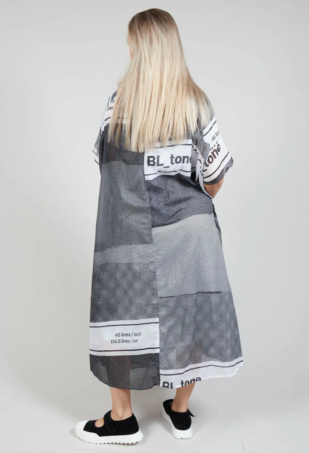 Rundholz Black Label Dresses^Short Sleeve Cotton Dress in Black Print